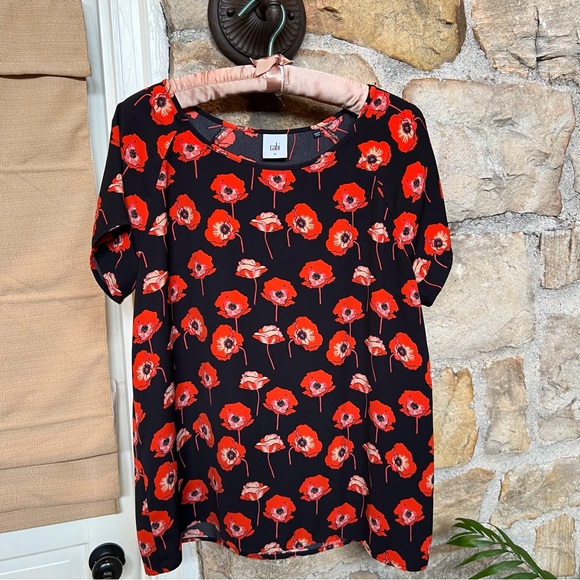 CAbi Tops - Cute CAbi Flanders Poppy Print Top